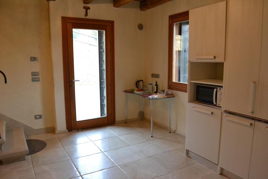 Casale La Rocchetta Bed & Breakfast Лониго Екстериор снимка